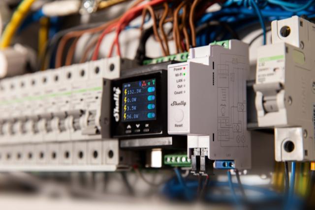 Shelly Pro EM 50A - WiFi 1-faset energimåler 2x50A